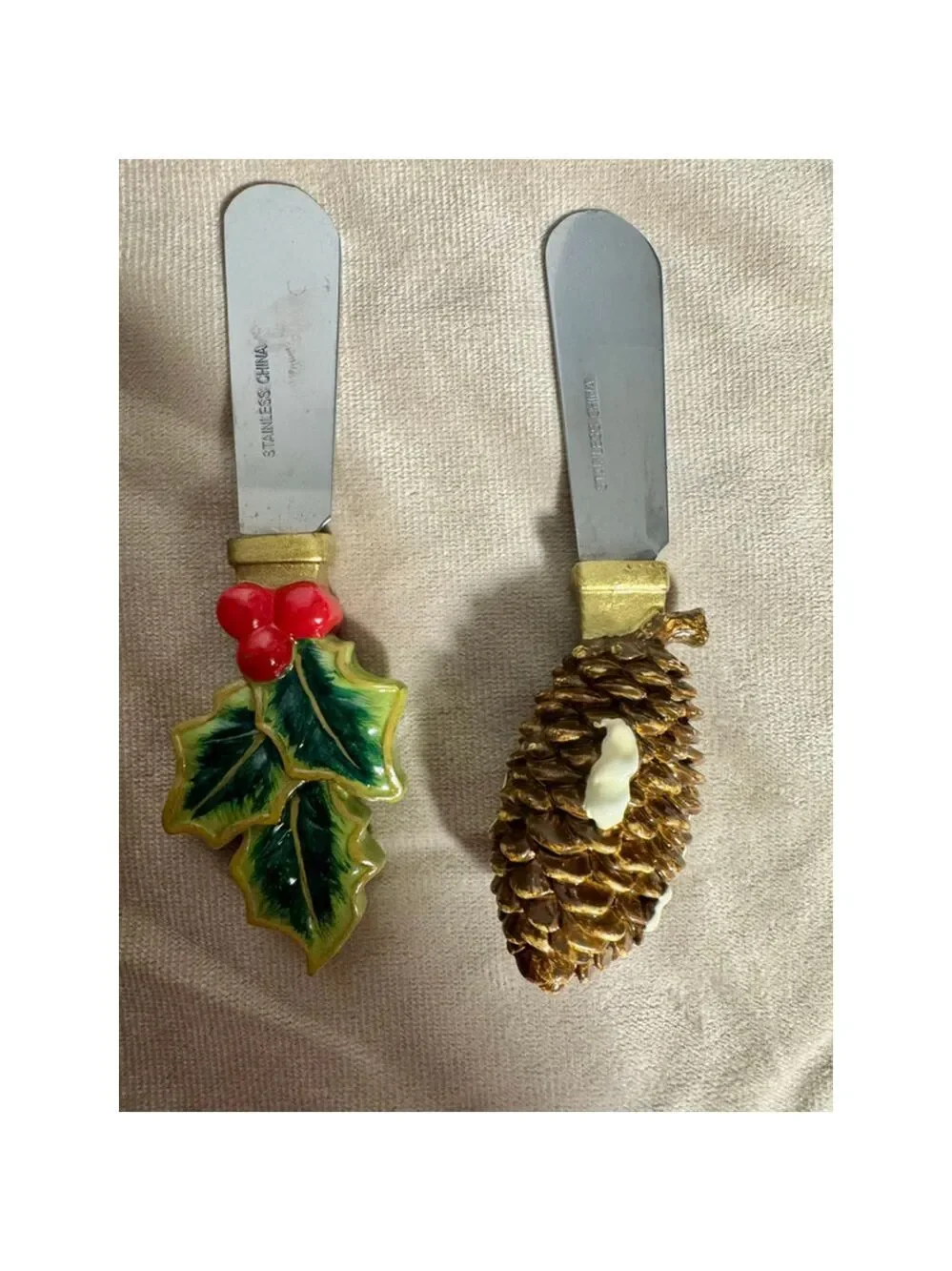 Vintage Christmas themed butter, cheese, jam spreaders Holly poinsettia pine